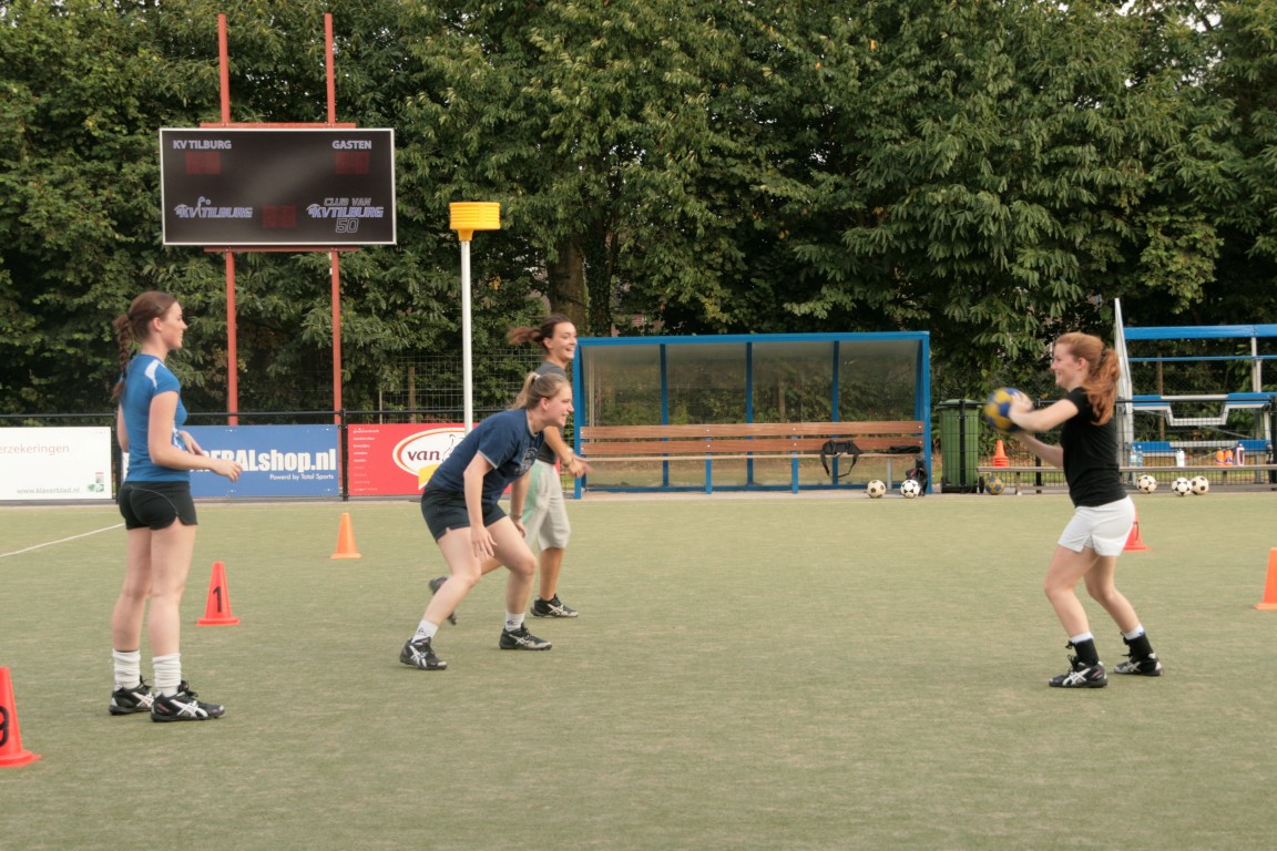 korfbal clinic en trainers 2012 003 (Medium).JPG